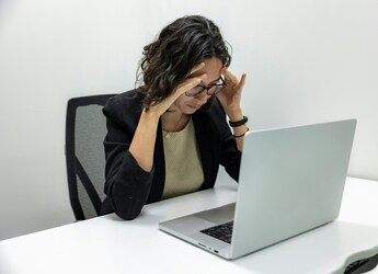 Can Tea Or Coffee Really Cure Headaches? An Expert Weighs In Can Tea Or Coffee Really Cure Headaches? An Expert Weighs In