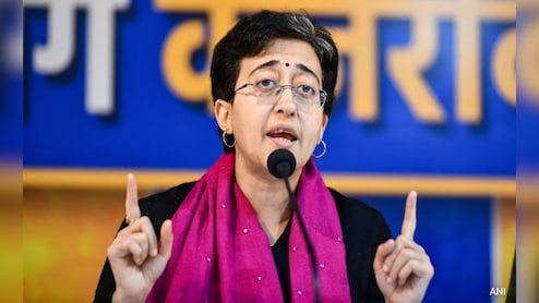 आप नेता आतिशी ने सीलमपुर में सद्भावना कांवड़ शिविर का किया उद्घाटन, बताया गंगा-जमुनी तहजीब का प्रतीक