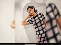To Promote <i>Loveyapa</i>, Khushi Kapoor Picks A Black And White High-Low Frilled Checked Dress To Promote <i>Loveyapa</i>, Khushi Kapoor Picks A Black And White High-Low Frilled Checked Dress