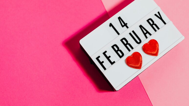 Rose Day से लेकर V-Day तक... ये हैं स्पेशल गिफ्टस, जो बताते हैं 'वो' हैं आपके लिए कितने खास Rose Day से लेकर V-Day तक... ये हैं स्पेशल गिफ्टस, जो बताते हैं 'वो' हैं आपके लिए कितने खास