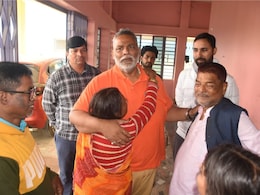 महाकुंभ से लौट रही पप्पू यादव की भांजी सहित 4 लोगों की हादसे में मौत, फफक कर रो पड़े पूर्णिया सांसद महाकुंभ से लौट रही पप्पू यादव की भांजी सहित 4 लोगों की हादसे में मौत, फफक कर रो पड़े पूर्णिया सांसद