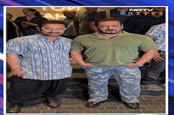 Aamir And Salman In One Frame. That's It. That's The Headline Aamir And Salman In One Frame. That's It. That's The Headline