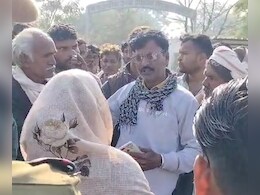 कोटा में स्कूल टॉयलेट की दीवार गिरने से छात्र की मौत पर 3 शिक्षकों पर गिरी गाज, गुस्साए ग्रामीणों ने 5 घंटे सड़क किया जाम कोटा में स्कूल टॉयलेट की दीवार गिरने से छात्र की मौत पर 3 शिक्षकों पर गिरी गाज, गुस्साए ग्रामीणों ने 5 घंटे सड़क किया जाम