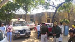 Deeg Crime: वेलेंटाइन डे की रात देवर ने भाभी को मारी 5 गोलियां, अफेयर के शक में युवक को भी उतारा मौत के घाट