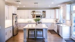 Stench In Kitchen? Try These 7 Common Ingredients To Keep It Fresh