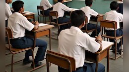 अवैध हथियार लेकर स्कूल पहुंचा आठवीं का स्टूडेंट, शिक्षकों के उड़ गए होश!