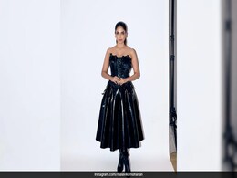 Malavika Mohanan Dishes Out A Chic All Black Satin Corset And Latex Midi Skirt Clad Avatar Malavika Mohanan Dishes Out A Chic All Black Satin Corset And Latex Midi Skirt Clad Avatar