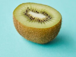 Struggling With Constipation? Just 2 Kiwis Can Help Say Goodbye To Poor Digestion
