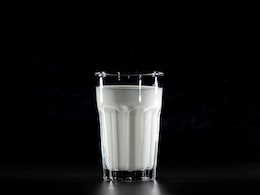 Does Cold Milk Really Help With Acidity, Or Is It Making Things Worse? Expert Reveals Does Cold Milk Really Help With Acidity, Or Is It Making Things Worse? Expert Reveals