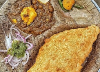 5 Of The Best Street Food Spots In Delhi's Shalimar Bagh 5 Of The Best Street Food Spots In Delhi's Shalimar Bagh
