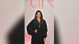 Kiara Advani's First Pregnancy Fashion Moment Features A Black Balenciaga Dress With Gold Jewellery