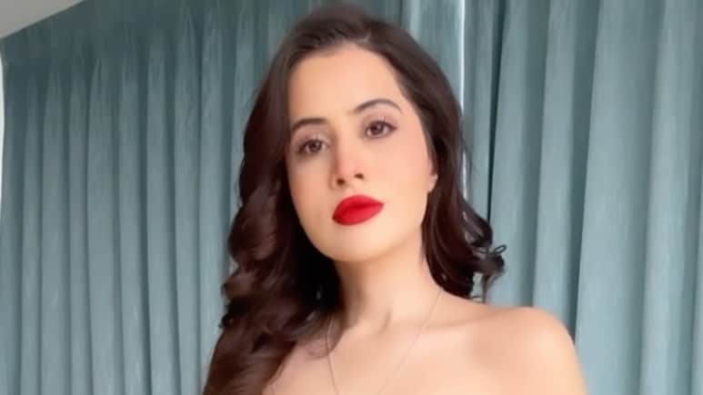 पतले होने के लिए भूखी रहती थीं उर्फी जावेद, बोलीं- मुझे 3-4 साल पहले बॉडी डिस्मॉर्फिया... पतले होने के लिए भूखी रहती थीं उर्फी जावेद, बोलीं- मुझे 3-4 साल पहले बॉडी डिस्मॉर्फिया...