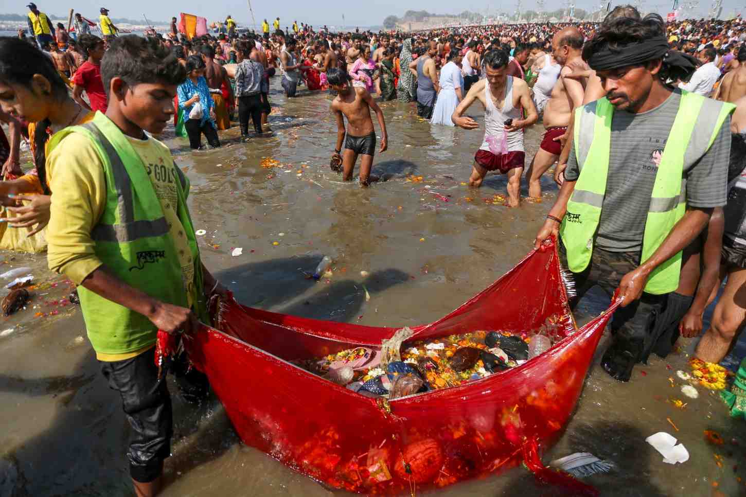 महाकुंभ में अब सफाई का बनेगा महारिकॉर्ड, गिनीज बुक रिकॉर्ड बनाने की तैयारी