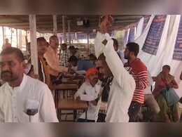 Dhamtari News: स्ट्रांग रूम में EVM से गड़बड़ी का लगाया आरोप, कांग्रेस के साथ निर्दलीय प्रत्याशियों का प्रदर्शन Dhamtari News: स्ट्रांग रूम में EVM से गड़बड़ी का लगाया आरोप, कांग्रेस के साथ निर्दलीय प्रत्याशियों का प्रदर्शन