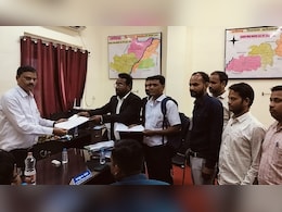 Election: जमा किए 31.99 लाख रुपए और खुद को बता दिया निर्विरोध सरपंच, खुलासा होते ही मचा हड़कंप Election: जमा किए 31.99 लाख रुपए और खुद को बता दिया निर्विरोध सरपंच, खुलासा होते ही मचा हड़कंप