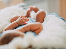 वैलेंटाइन वीक में पैदा हुए बच्चों के ये नाम होंगे परफेक्ट, हर नाम के मतलब में होगा सिर्फ 'प्यार' वैलेंटाइन वीक में पैदा हुए बच्चों के ये नाम होंगे परफेक्ट, हर नाम के मतलब में होगा सिर्फ 'प्यार'