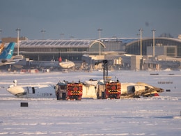 Delta Air Lines Offers $30,000 To All Toronto Plane Crash Passengers Delta Air Lines Offers $30,000 To All Toronto Plane Crash Passengers