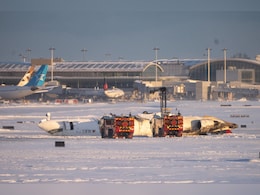 "Was Just On This F*****g Plane": Delta Fliers On Aircraft Flip Horror "Was Just On This F*****g Plane": Delta Fliers On Aircraft Flip Horror