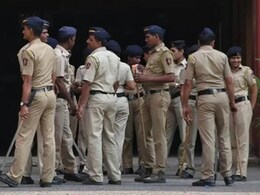 मुंबई के मलाड में दो गुटों के बीच कैसे हुई झड़प, पढ़ें पीछे की पूरी कहानी 