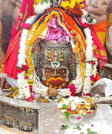 हे महाकाल! आपके द्वार पर भारी अव्यवस्था, श्रद्धालुओं की हो रही 'परीक्षा', प्रशासन ने जोड़ लिए हाथ