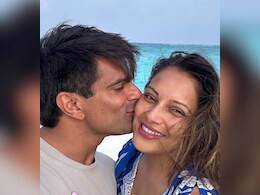 वैलेंटाइन के मौके पर बॉलीवुड एक्ट्रेस हुईं रोमांटिक, किसी ने किया किस तो किसी ने बनाया हाथ से दिल वैलेंटाइन के मौके पर बॉलीवुड एक्ट्रेस हुईं रोमांटिक, किसी ने किया किस तो किसी ने बनाया हाथ से दिल