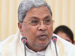 Avoid Company Of 'Sanatanis', Remain Cautious Of RSS: Siddaramaiah Avoid Company Of 'Sanatanis', Remain Cautious Of RSS: Siddaramaiah