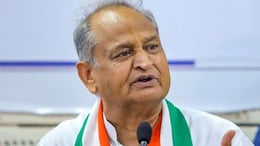 "सरकारी यून&zwj;िवर्स&zwj;िटी में पढ़ने वाले स्&zwj;टूडेंट्स की अंग्रेजी कमजोर," गहलोत बोले- रोजगार पाने में हो रही परेशानी