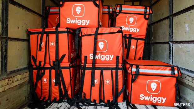 Swiggy Curates 200,000 Desk-Friendly Food Items For Busy, Working Professionals