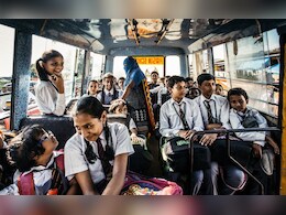 MP News: किताबें-यूनिफॉर्म खरीदने को किसी एक जगह से नहीं कर सकते बाध्य, स्कूलों की मनमानी पर लगेगी लगाम MP News: किताबें-यूनिफॉर्म खरीदने को किसी एक जगह से नहीं कर सकते बाध्य, स्कूलों की मनमानी पर लगेगी लगाम