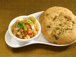 Want Street-Style Matar Kulcha At Home? Follow These Expert Tips Want Street-Style Matar Kulcha At Home? Follow These Expert Tips