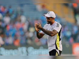 सूर्यकुमार यादव की हुई रेड बॉल फॉर्मेट में एंट्री, शिवम दुबे को भी मिला मौका सूर्यकुमार यादव की हुई रेड बॉल फॉर्मेट में एंट्री, शिवम दुबे को भी मिला मौका