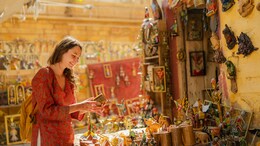 6 Unique Bazaars And Shopping Destinations In India For Some Retail Therapy