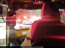 बेटी के भविष्य के लिए ऑटो चलाने वाली दिल्ली की महिला ड्राइवर ने इंटरनेट पर जीता लोगों का दिल बेटी के भविष्य के लिए ऑटो चलाने वाली दिल्ली की महिला ड्राइवर ने इंटरनेट पर जीता लोगों का दिल