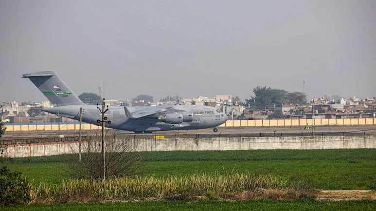 Women, Children Not Shackled During Last Two Deportations From US: Centre