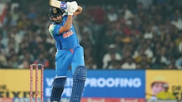 IND vs ENG: सिक्सर किंग रोहित शर्मा ने बनाया नया महारिकार्ड, क्रिस गेल को छोड़ा पीछे