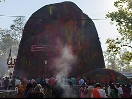 भुतेश्वरनाथ मंदिर... जहां शिव खुद प्रकट हुए ! शिवरात्रि पर उमड़ा भक्तों का सैलाब