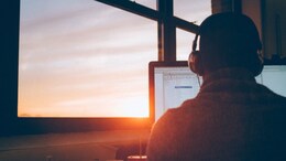 Boss Asks Employee With Rs 3.8 Lakh Salary To Work 12-Hour Shift, Internet Reacts