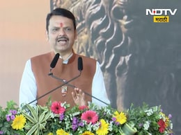 Amravati Airport: 'अमरावतीचे माझ्यावर कर्ज, मी कायम कर्जात..', CM फडणवीस काय म्हणाले? Amravati Airport: 'अमरावतीचे माझ्यावर कर्ज, मी कायम कर्जात..', CM फडणवीस काय म्हणाले?