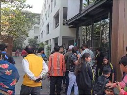 इंदौर के 2 बड़े स्कूल को बम से उड़ाने की मिली धमकी, पुलिस ने NDPS और IPS कराया खाली इंदौर के 2 बड़े स्कूल को बम से उड़ाने की मिली धमकी, पुलिस ने NDPS और IPS कराया खाली