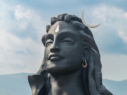 भगवान शिव की अराधना में महाशिवरात्रि, मासिक शिवरात्रि और सावन शिवरात्रि व्रत का है बहुत महत्व, जानिए इन तीनों में क्या है अंतर