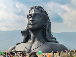 Shivling puja niyam : सावन माह में शिवलिंग पर भूलकर भी नहीं चढ़ाना चाहिए ये 6 चीजें, जानिए यहां Shivling puja niyam : सावन माह में शिवलिंग पर भूलकर भी नहीं चढ़ाना चाहिए ये 6 चीजें, जानिए यहां