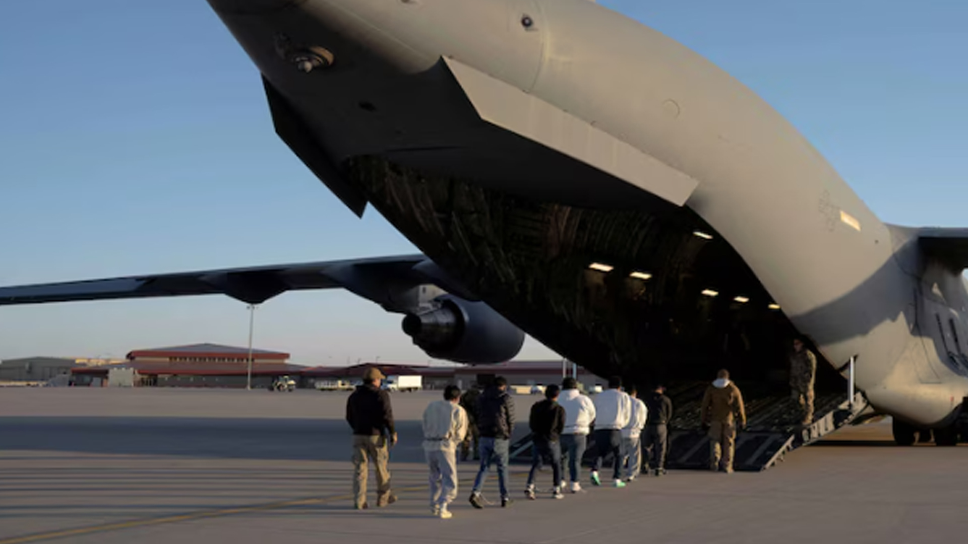 Over 100 Illegal Immigrants Deported To India | Trump: US Will Take Over Gaza 