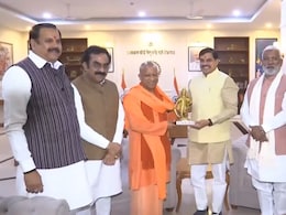 Shivraj Singh Son Wedding: शिवराज सिंह के छोटे बेटे की शादी में शामिल हुए उपराष्ट्रपति और सीएम योगी, सीएम मोहन यादव ने किया स्वागत Shivraj Singh Son Wedding: शिवराज सिंह के छोटे बेटे की शादी में शामिल हुए उपराष्ट्रपति और सीएम योगी, सीएम मोहन यादव ने किया स्वागत