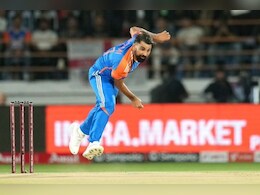 IND vs BAN: 'हवा भी नहीं लगी और...' मोहम्मद शमी ने पिच पर लहराई गेंद, सौम्य सरकार के उड़े होश, मेहंदी हसन भी खा गए गच्चा IND vs BAN: 'हवा भी नहीं लगी और...' मोहम्मद शमी ने पिच पर लहराई गेंद, सौम्य सरकार के उड़े होश, मेहंदी हसन भी खा गए गच्चा