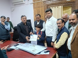 रागिनी की वीरगाथा! शिवपुरी की बेटी का कमाल, राष्ट्रीय स्तर के पुरस्कार में चयन, दिल्ली में हुआ सम्मान रागिनी की वीरगाथा! शिवपुरी की बेटी का कमाल, राष्ट्रीय स्तर के पुरस्कार में चयन, दिल्ली में हुआ सम्मान