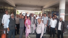 Rajasthan Roadways Workers: 2 महीने से वेतन का इंतजार कर रहे राजस्थान रोडवेज के कर्मचारी, बसडिपो में प्रदर्शन कर रखी ये मांग