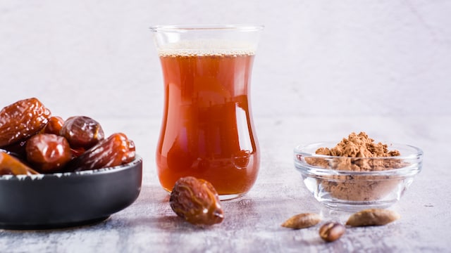 Date seed coffee acts as a natural detoxifier by helping the body eliminate toxins
