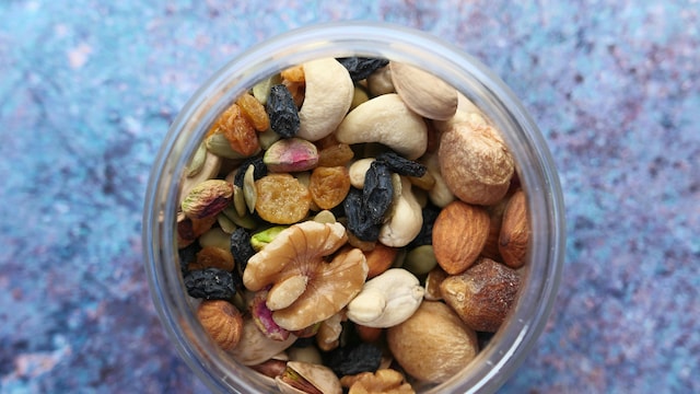 5 Nuts To Improve Cardiovascular Health