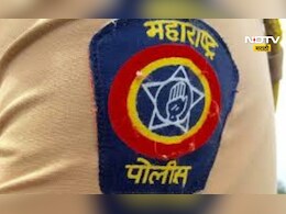 Crime News: आरोपीला पकडायला गेले पोलीस, पण त्यांनाच गावकऱ्यांनी पकडले, नक्की काय घडलं?