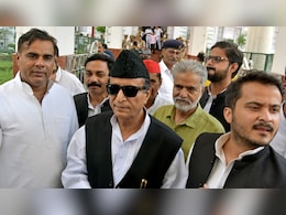आजम खान ने Y कैटेगरी सुरक्षा लेने से किया इनकार, 'मुर्गी चोर' का जिक्र कर किया तंज आजम खान ने Y कैटेगरी सुरक्षा लेने से किया इनकार, 'मुर्गी चोर' का जिक्र कर किया तंज